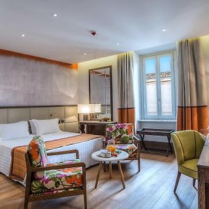 Camera deluxe con letto king size